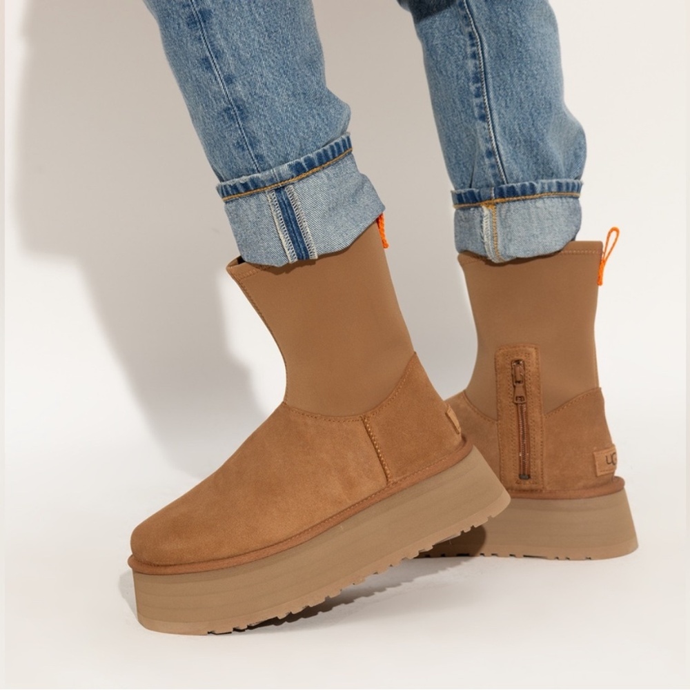 Ugg Classic Dipper platform short boots in Chestnut suede tan